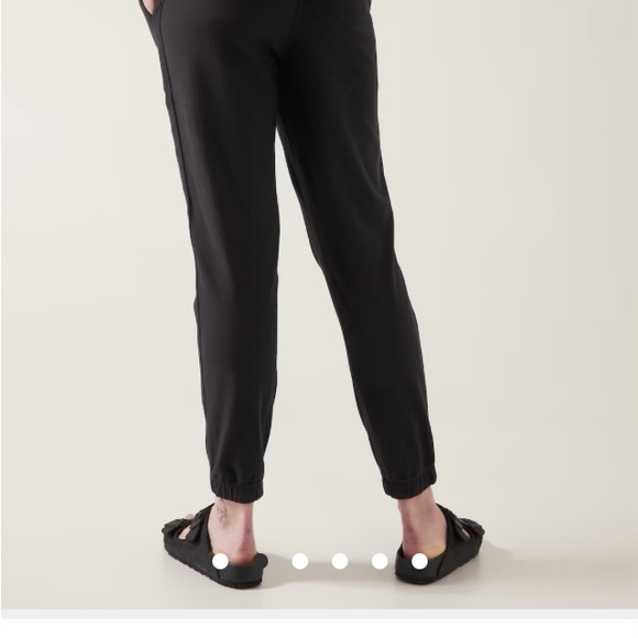 Athleta Farallon joggers in olive green - Picture 4 of 14